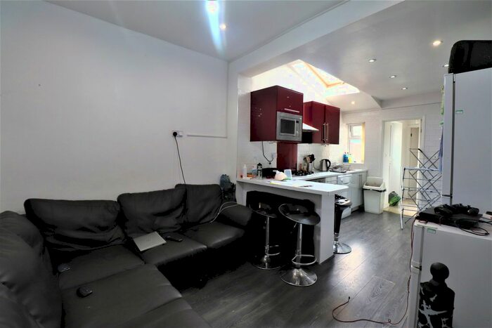 5 Bedroom Terraced House To Rent In Harborne Park Road, Birmingham, B17