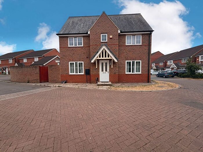 1 Bedroom Property To Rent In Diamond Jubilee Close, Gloucester, GL1