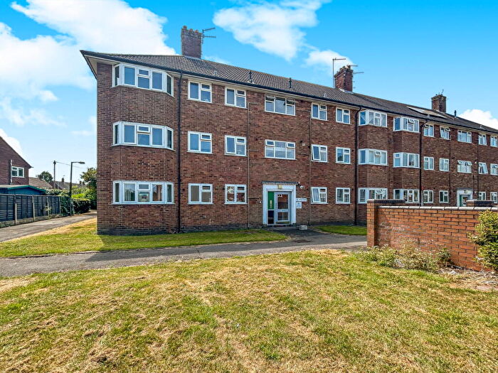 1 Bedroom Flat For Sale In Cedar Court, Mayfield Drive, Blythe Bridge, Staffordshire, ST11