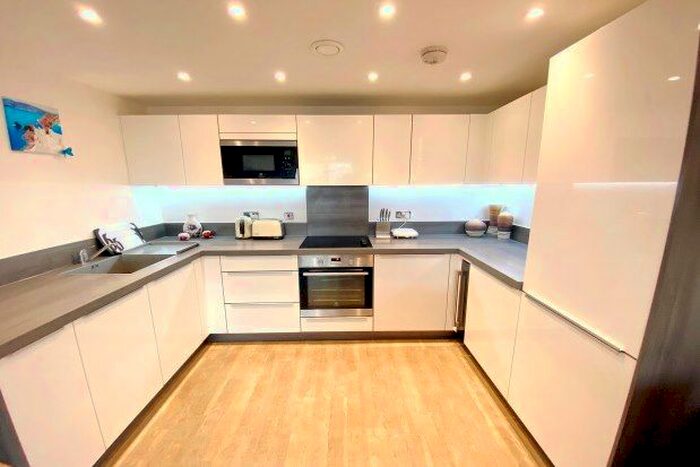 2 Bedroom Flat To Rent In Elmira Street, London, SE13