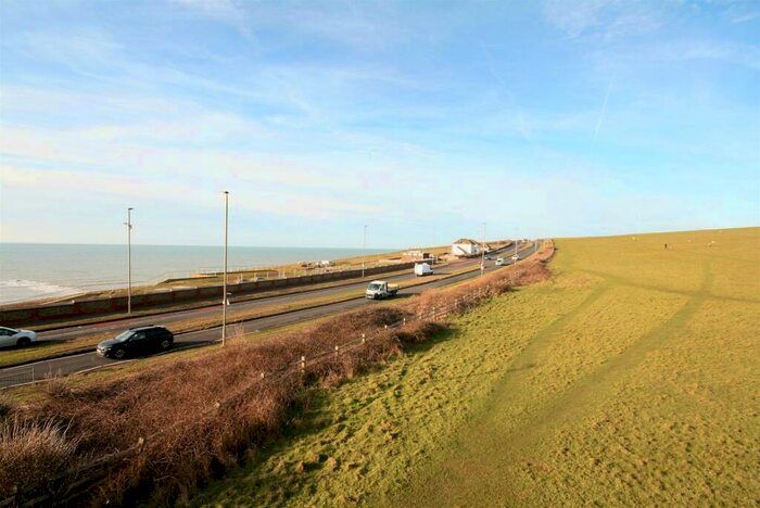 1 Bedroom Flat To Rent In Gorham Way, Telscombe Cliffs, Peacehaven, BN10