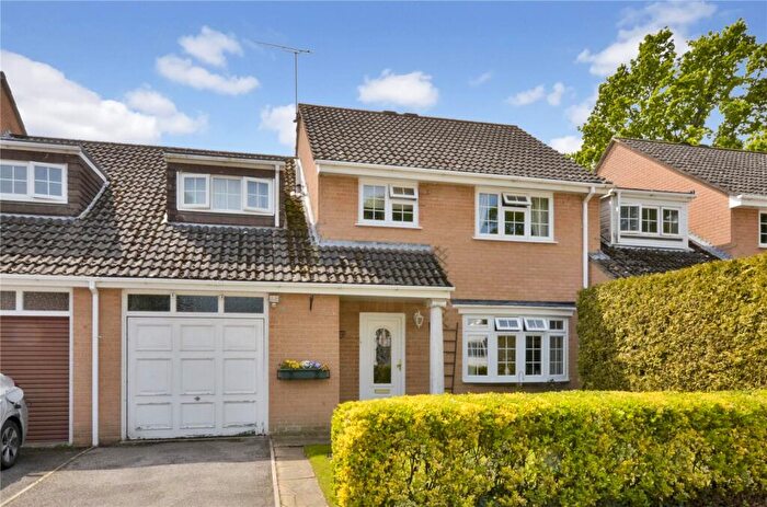 4 Bedroom Detached House For Sale In Southdown Way, West Moors, Ferndown, Dorset, BH22
