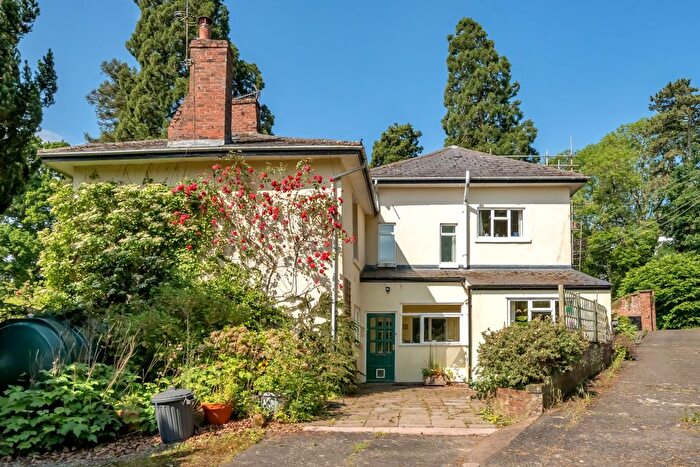 3 Bedroom End Terrace House For Sale In Penn Hall, Menith Wood, WR6