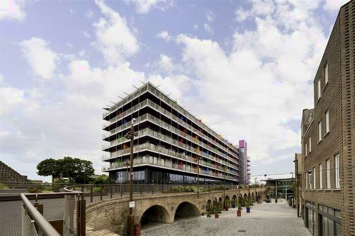 2 Bedroom Flat To Rent In Octavius Street, London, SE8