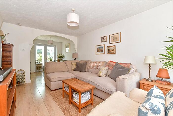 3 Bedroom Semi-Detached House For Sale In Bluebell Walks, Paddock Wood, Tonbridge, Kent, TN12