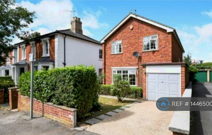4 Bedroom Detached House To Rent In Avenue Road, Warley, Brentwood, CM14