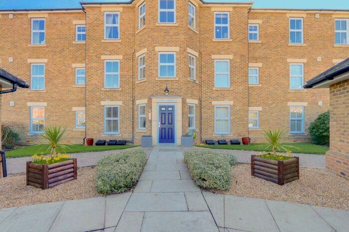 2 Bedroom Apartment To Rent In Horton Crescent, Epsom., KT19