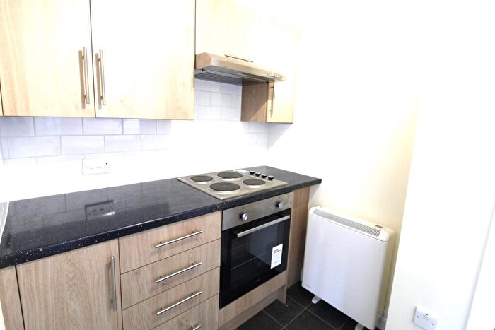 2 Bedroom Apartment To Rent In High Street, Potters Bar, Hertfordshire, EN6