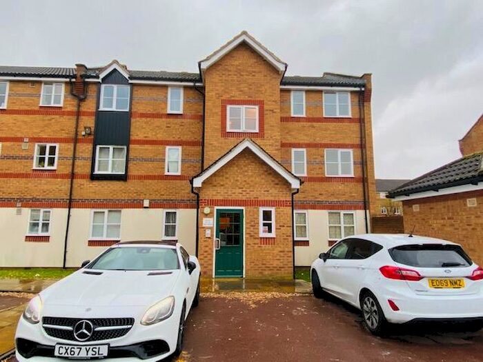 1 Bedroom Flat To Rent In Colt Mews, Enfield, EN3