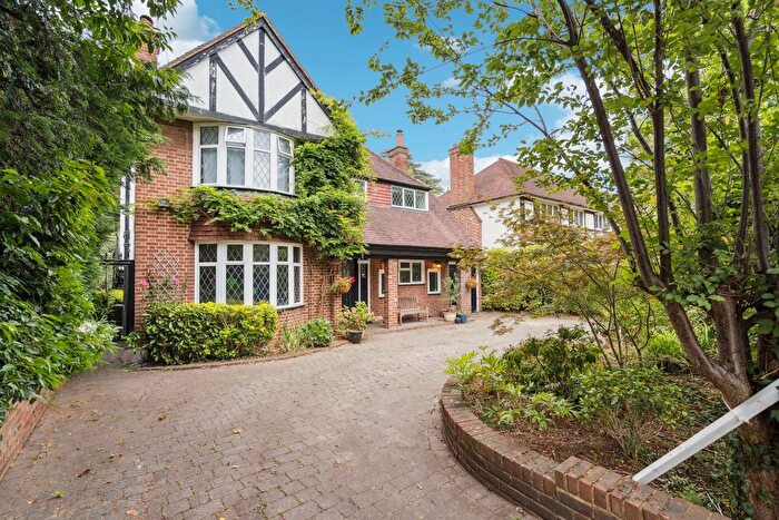 4 Bedroom Detached House For Sale In Paines Lane, Pinner Village, HA5