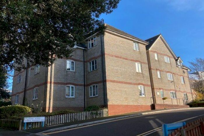 2 Bedroom Flat To Rent In The Firs, Bournemouth, BH1