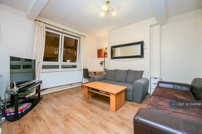 3 Bedroom Flat To Rent In London, London, SE16