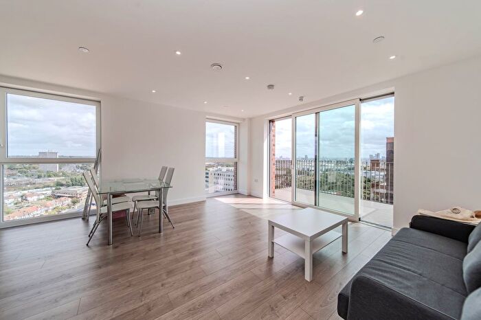 2 Bedroom Flat To Rent In Water View House, Wembley, London, HA0