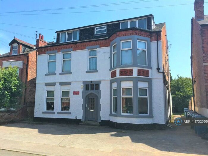 2 Bedroom Flat To Rent In Elm Tree, West Bridgford, NG2