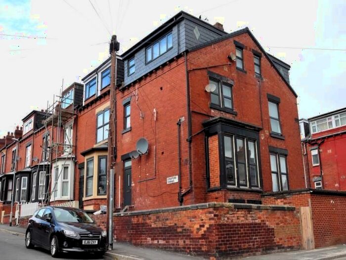 1 Bedroom Flat To Rent In Stratford Terrace, Leeds, LS11