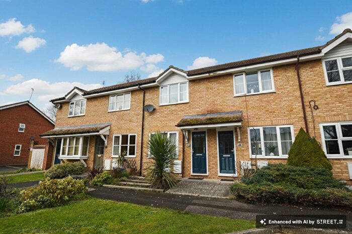 2 Bedroom Terraced House To Rent In Anxey Way, Haddenham, HP17