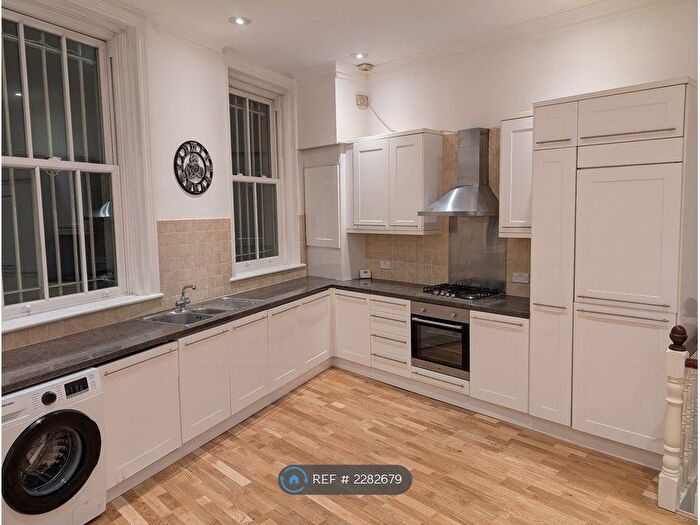 2 Bedroom Maisonette To Rent In Wandsworth Bridge Road, London, SW6