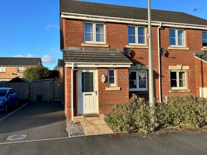 3 Bedroom Semi-Detached House To Rent In Bryn Meurig, Llanharry, CF72