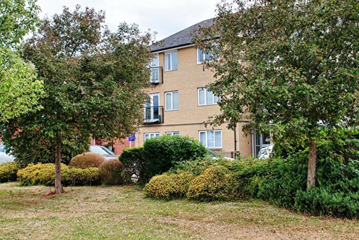 2 Bedroom Flat To Rent In Seaton Grove, Broughton, Milton Keynes, Buckinghamshire, MK10