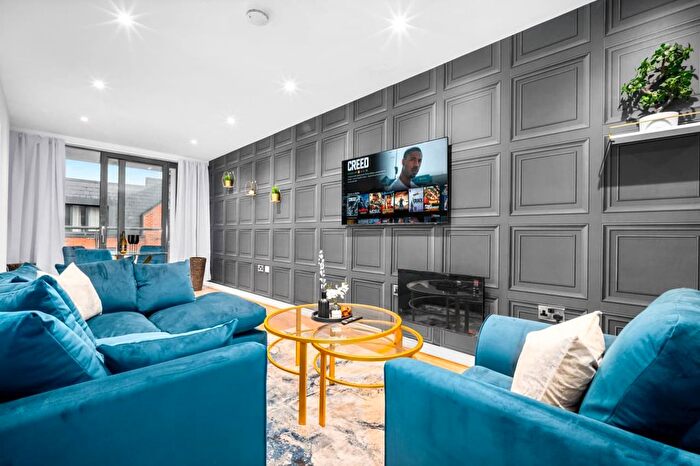 2 Bedroom Flat To Rent In Tenby Street North, Birmingham, B1