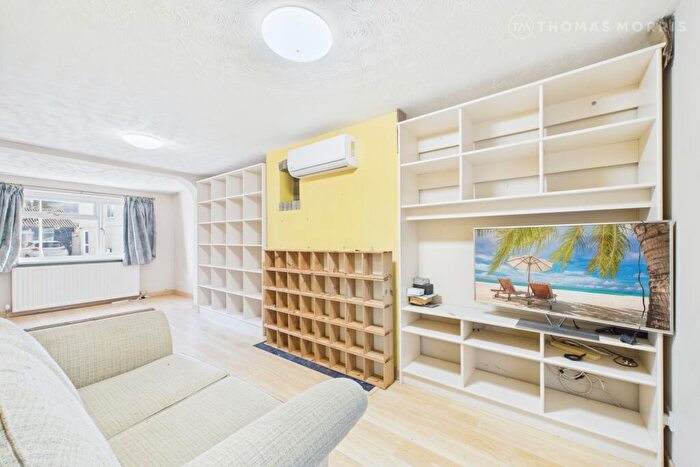 5 Bedroom Detached House For Sale In St. Margarets Road, Wyton, Huntingdon, Cambridgeshire, PE28