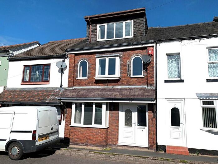 4 Bedroom Terraced House To Rent In Ravens Lane, Bignall End, Stoke-on-Trent, ST7