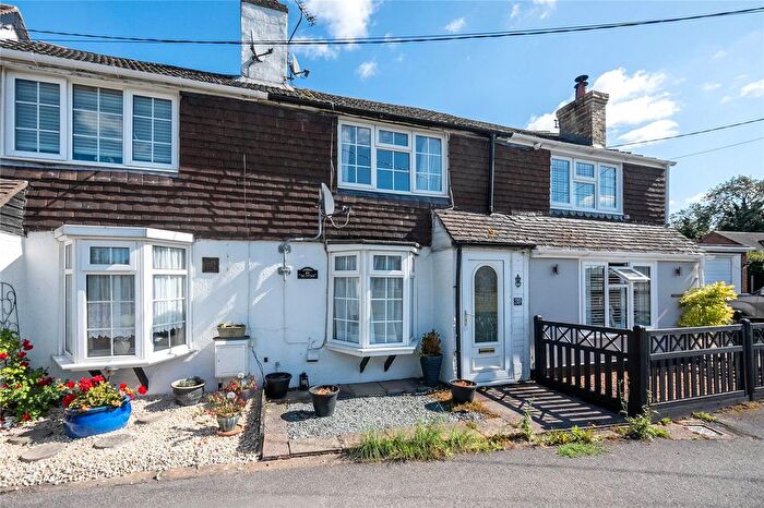2 Bedroom Terraced House For Sale In Wellhead Road, Totternhoe, Bedfordshire, LU6