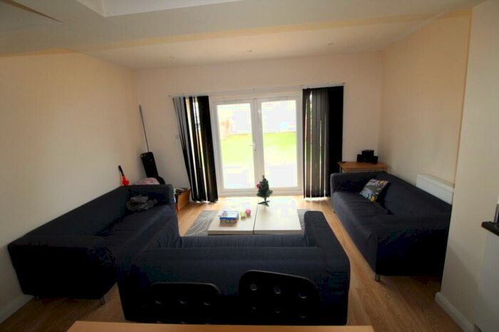 1 Bedroom Property To Rent In Lake Street Room, Oxford, OX1