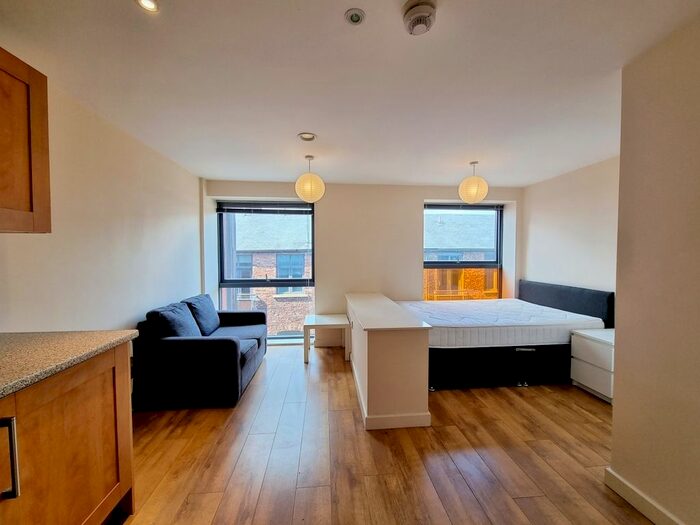 Studio To Rent In East Street, Leeds, LS9