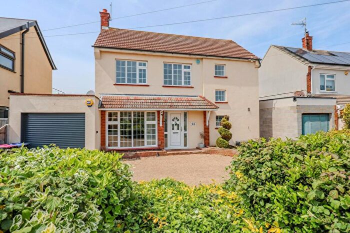 4 Bedroom Detached House For Sale In Marcus Avenue, Thorpe Bay, Southend-On-Sea, SS1
