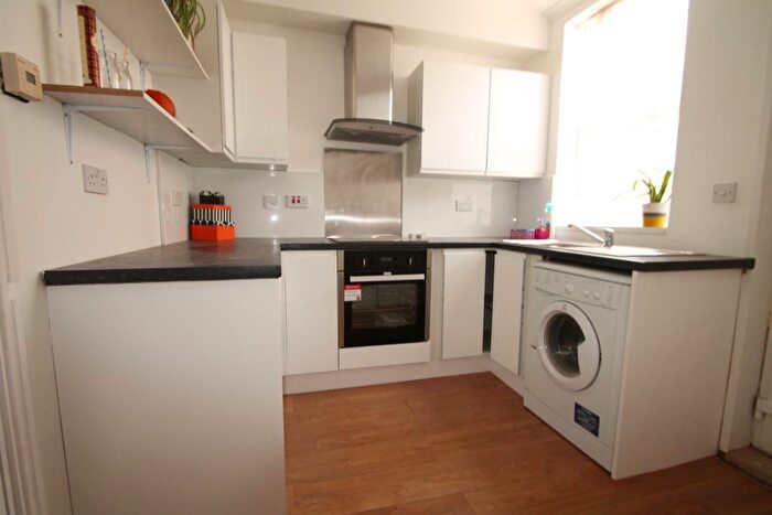 1 Bedroom End Of Terrace House To Rent In , Winchester Terrace, Sherwood, Nottingham, NG5