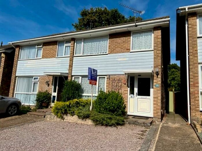 3 Bedroom Semi-Detached House To Rent In Ash Close, Bitterne, Southampton, SO19