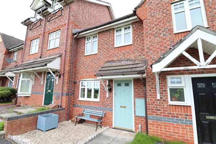 2 Bedroom Mews To Rent In Redwood Drive, Crewe, CW1
