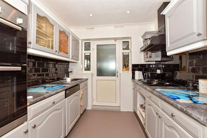 2 Bedroom Semi-Detached Bungalow For Sale In Longfield Road, Meopham, Kent, DA13