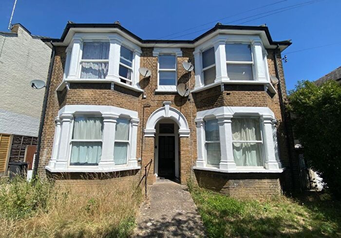 1 Bedroom Flat For Sale In D Truro Road, Wood Green, London, N22