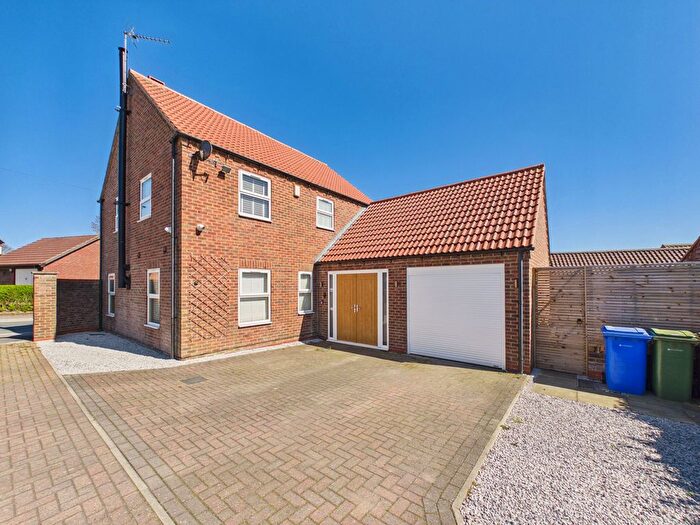 4 Bedroom Detached House For Sale In Main Street, Buckton, Bridlington, YO15