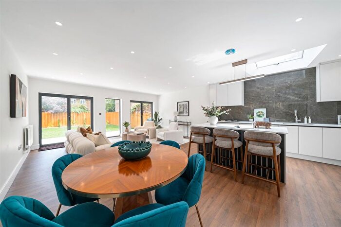 4 Bedroom End Of Terrace House For Sale In Durham Road, West Wimbledon, SW20