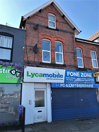 2 Bedroom Apartment To Rent In Bury New Road, Manchester, Greater Manchester, M25