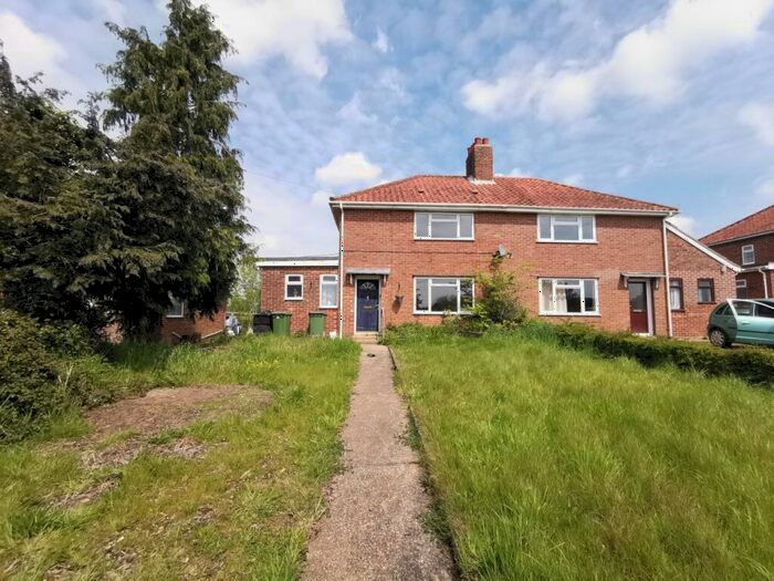 3 Bedroom Semi-Detached House For Sale In West End, Saxlingham Thorpe, Norwich, Norfolk, NR15