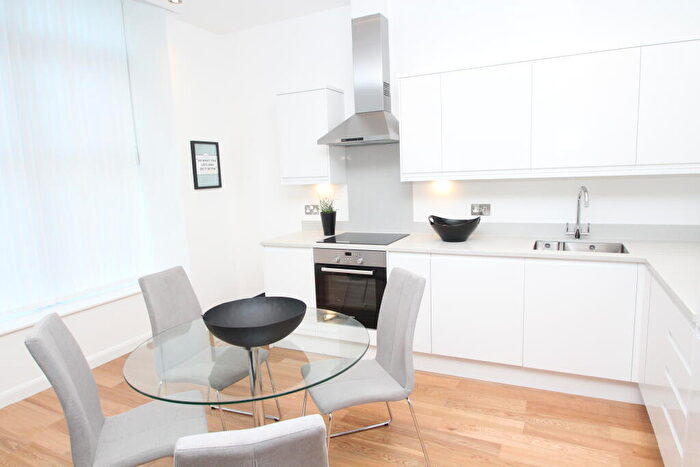 2 Bedroom Apartment To Rent In Lansdowne Road, Croydon, CR0