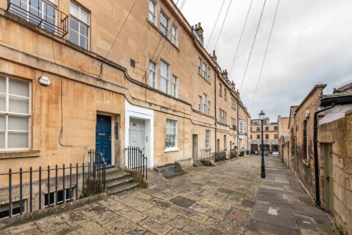 1 Bedroom Apartment To Rent In Barton Buildings, Bath, Somerset, BA1