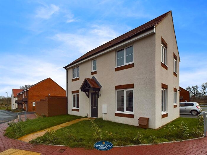 3 Bedroom Detached House To Rent In Roger Blythebrook Avenue, Keresley, Coventry, CV7