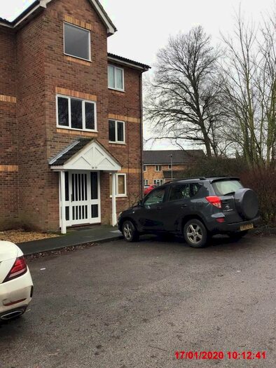 1 Bedroom Flat To Rent In Simmonds Close, Bracknell RG42