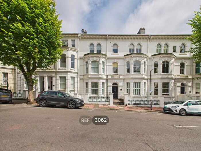 2 Bedroom Flat To Rent In Buckingham Road, Brighton, BN1