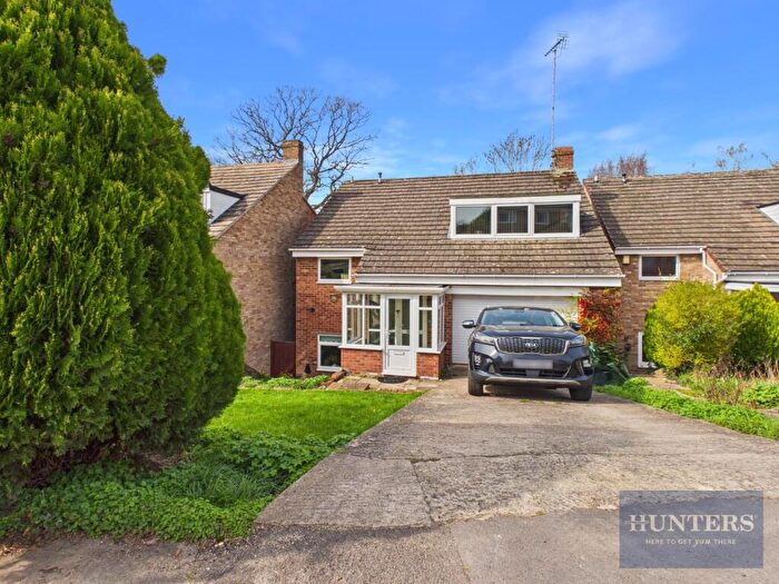 5 Bedroom Detached House For Sale In Lawrence Close, Charlton Kings, Cheltenham, GL52