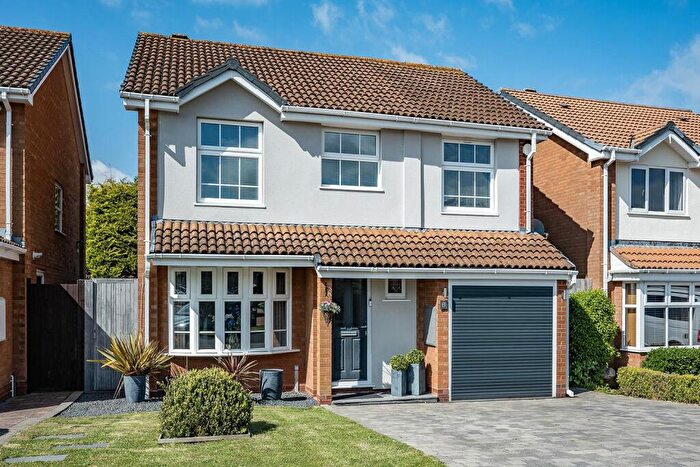 4 Bedroom Detached House For Sale In Culverley Crescent, Knowle, B93
