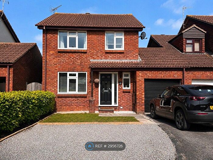 3 Bedroom Detached House To Rent In Belmont Drive, Bristol, BS34