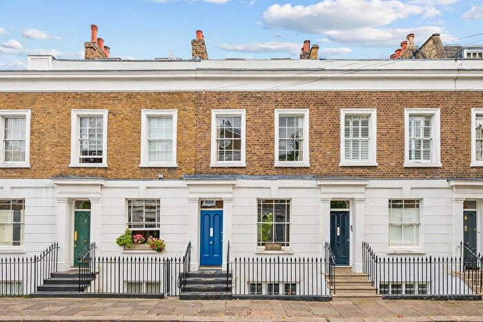 3 Bedroom Terraced House For Sale In Gladstone Street, London, SE1