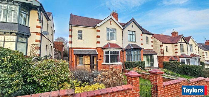 3 Bedroom Semi Detached House For Sale In Junction Road, Stourbridge, DY8