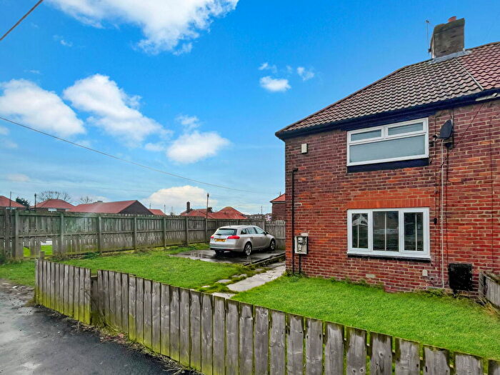3 Bedroom Semi-Detached House For Sale In Wordsworth Avenue, Wheatley Hill, Durham, DH6